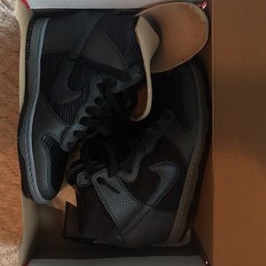 Platform Nike